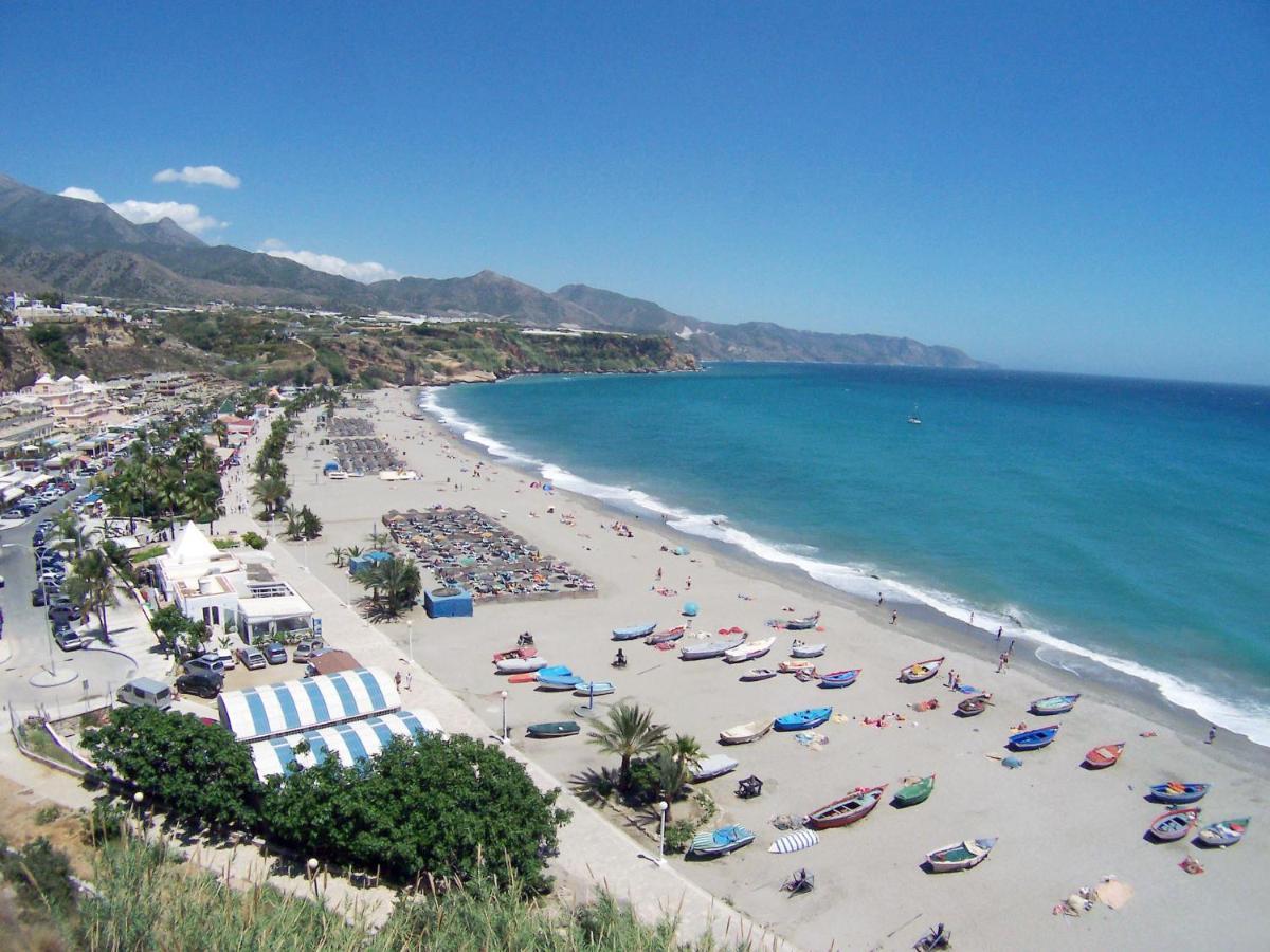 Appartement Burriana Front Line à Nerja Extérieur photo